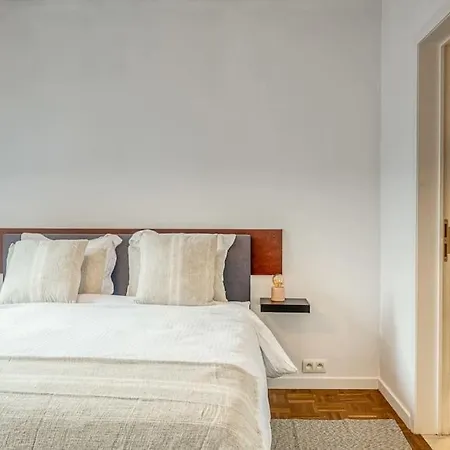 Smart And Cosy 4p In With Balcony * Antwerpia